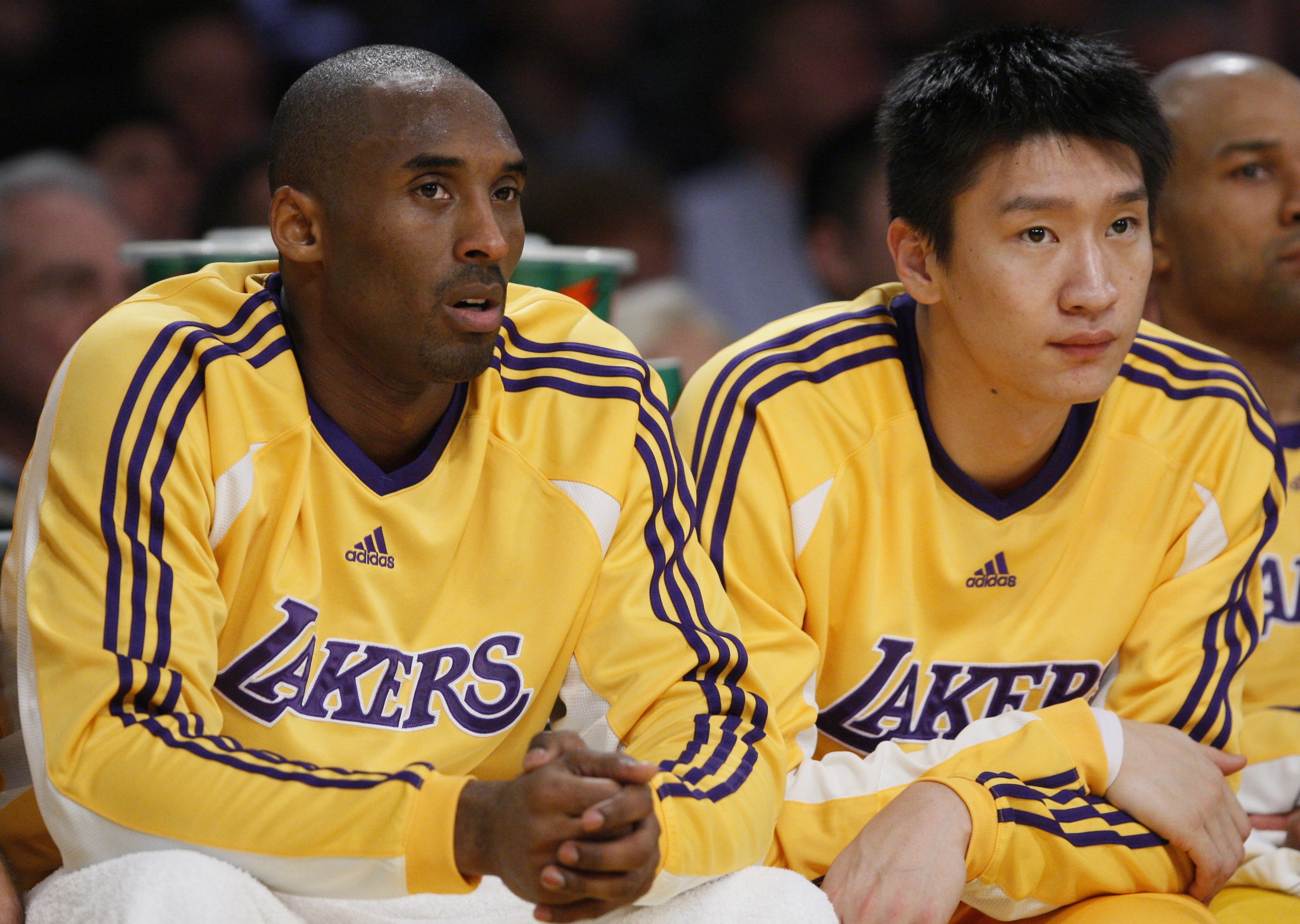 亚洲球员NBA得分谁最强?姚明前3守门 小杨破百里程碑 八村在发力 亚洲球员NBA得分谁最强?姚明前3守门 小杨破百里程碑 八村在发力